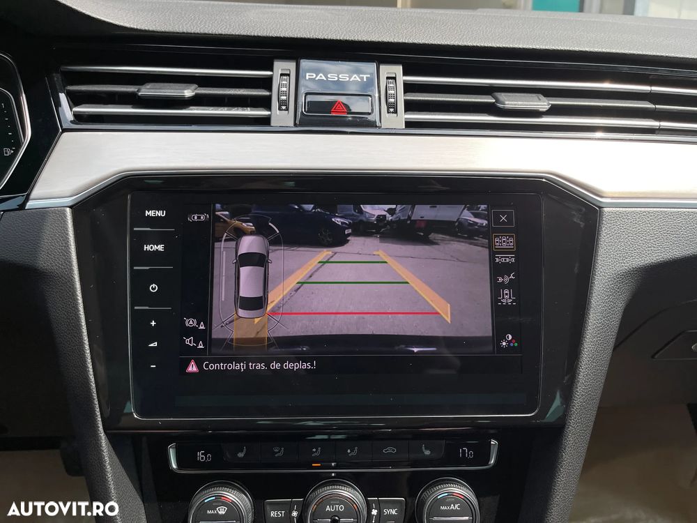 Volkswagen Passat 2.0 TDI DSG Highline - 16
