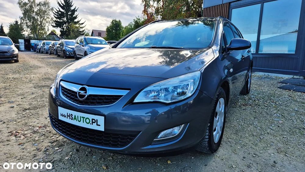 Opel Astra 1.4 Turbo Exklusiv - 1