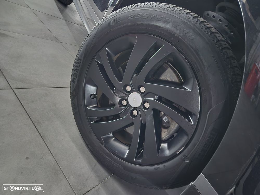 Land Rover Range Rover Evoque 2.0 D200 AWD R-Dynamic HSE Auto - 3