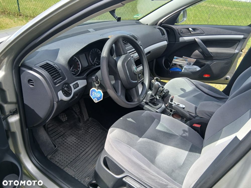 Skoda Octavia 1.9 TDI Ambiente - 4
