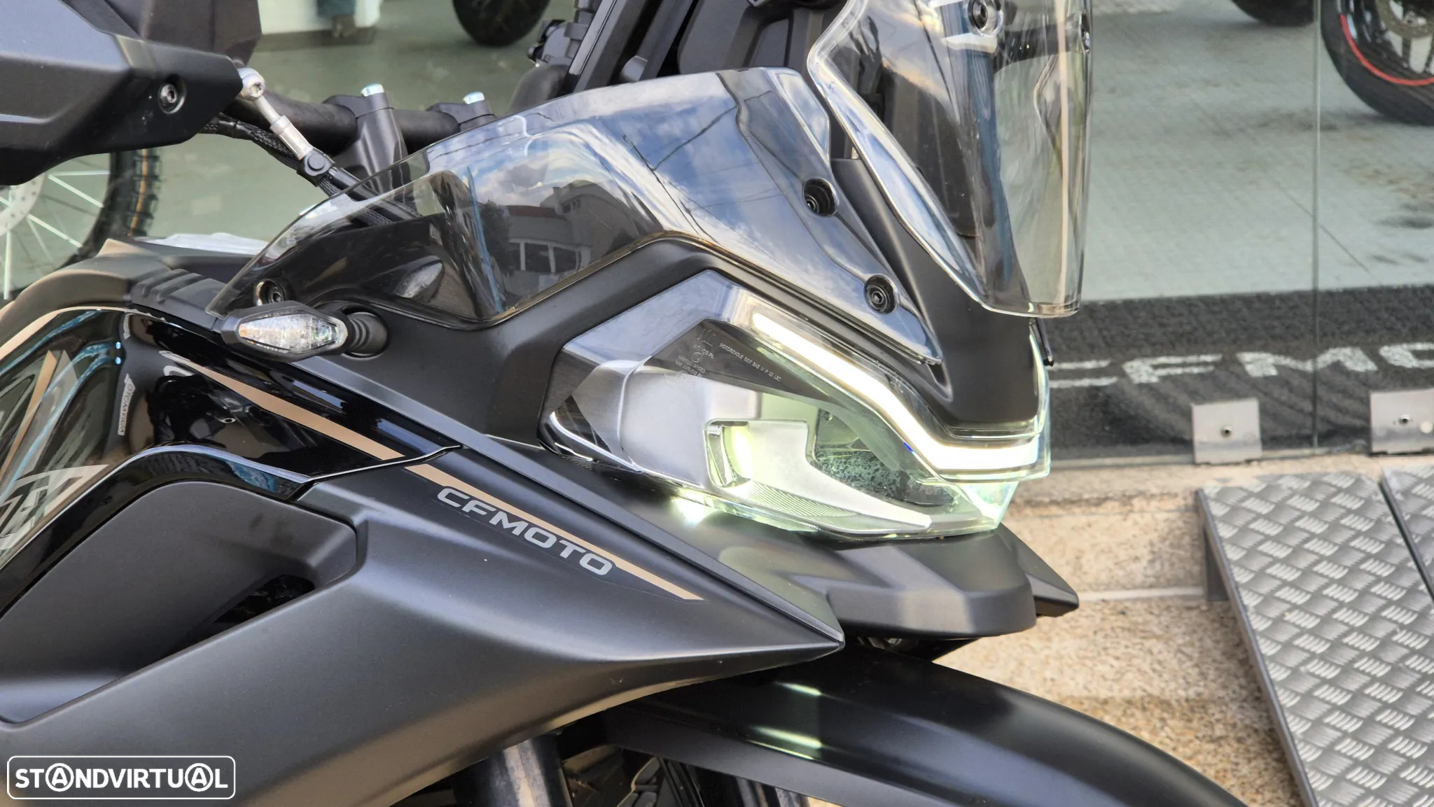 CF Moto 800MT-X - 12