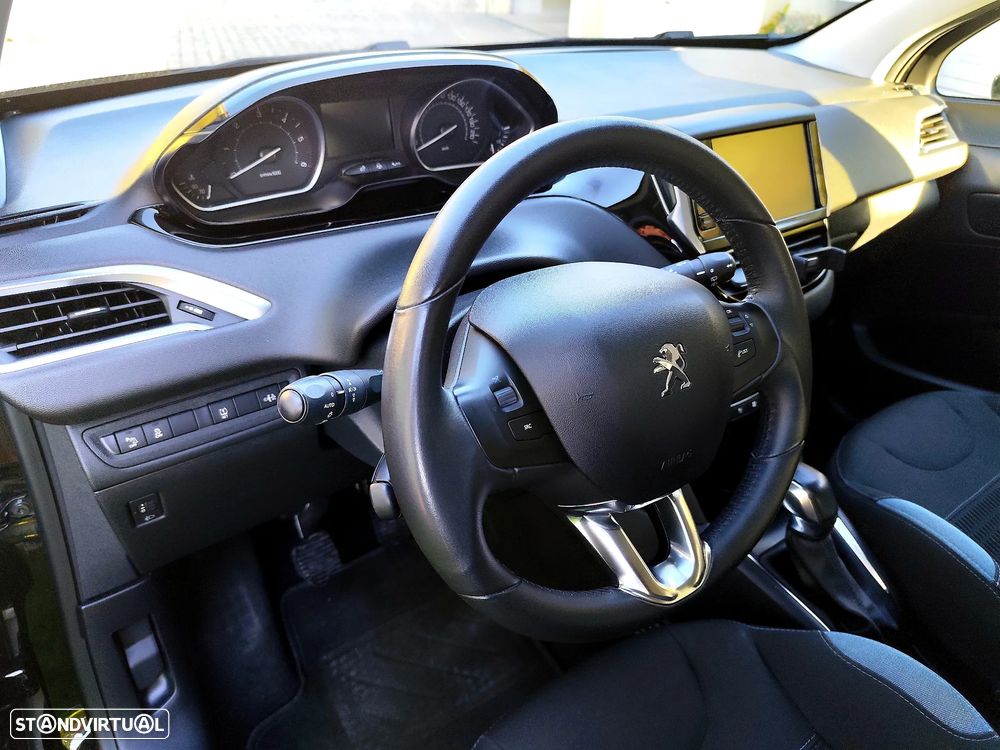 Peugeot 208 1.4 HDi Allure - 16