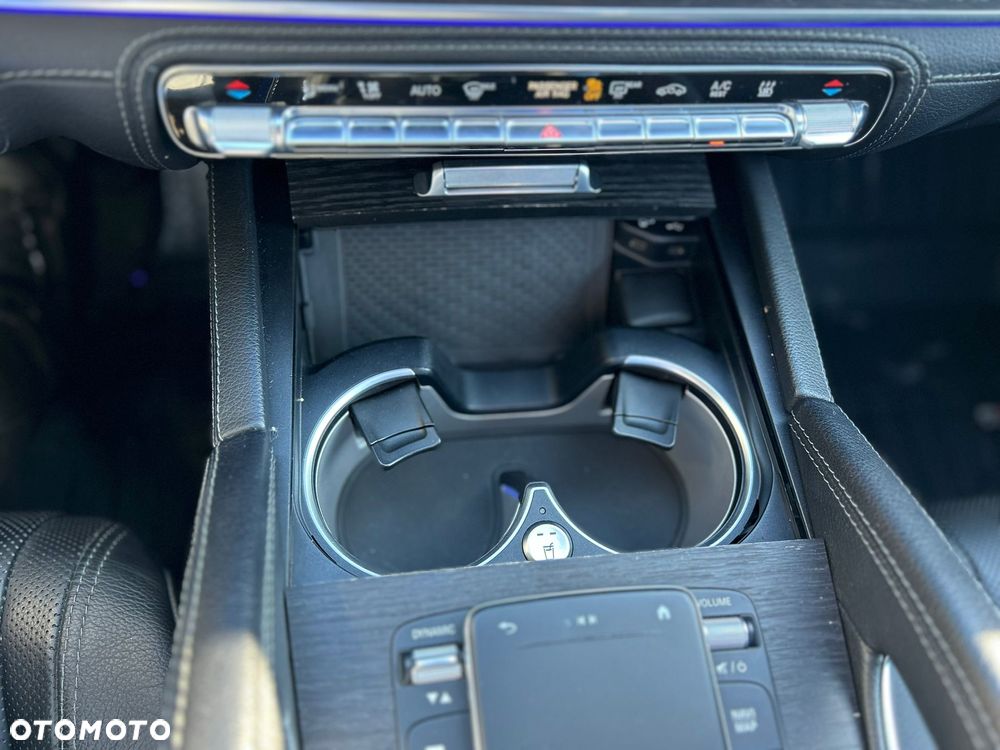 Mercedes-Benz GLE - 28