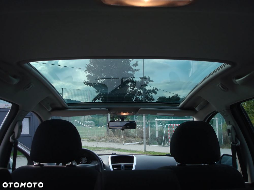 Peugeot 207 95 VTi Filou - 29