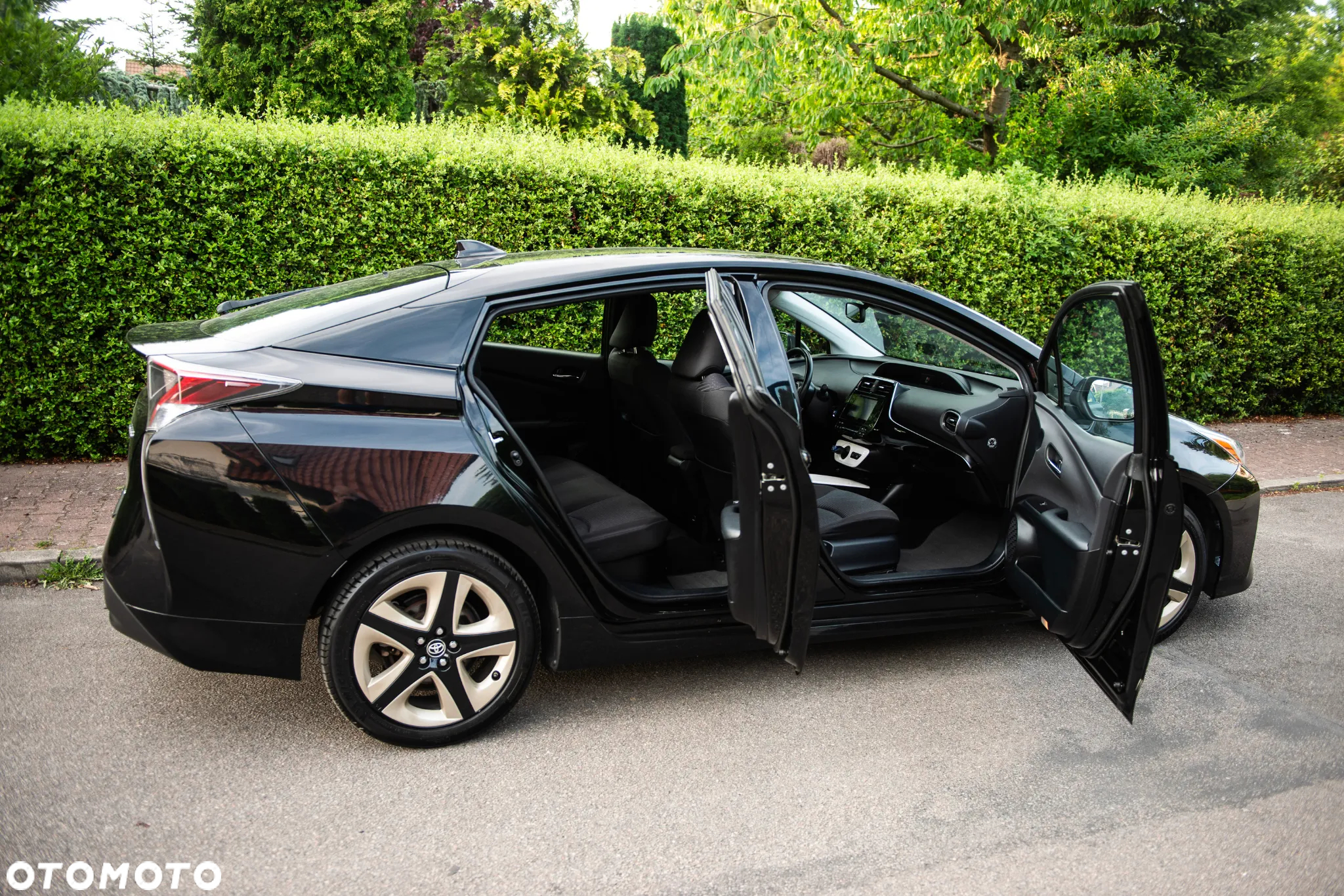 Toyota Prius 1.8 Hybrid Premium - 14