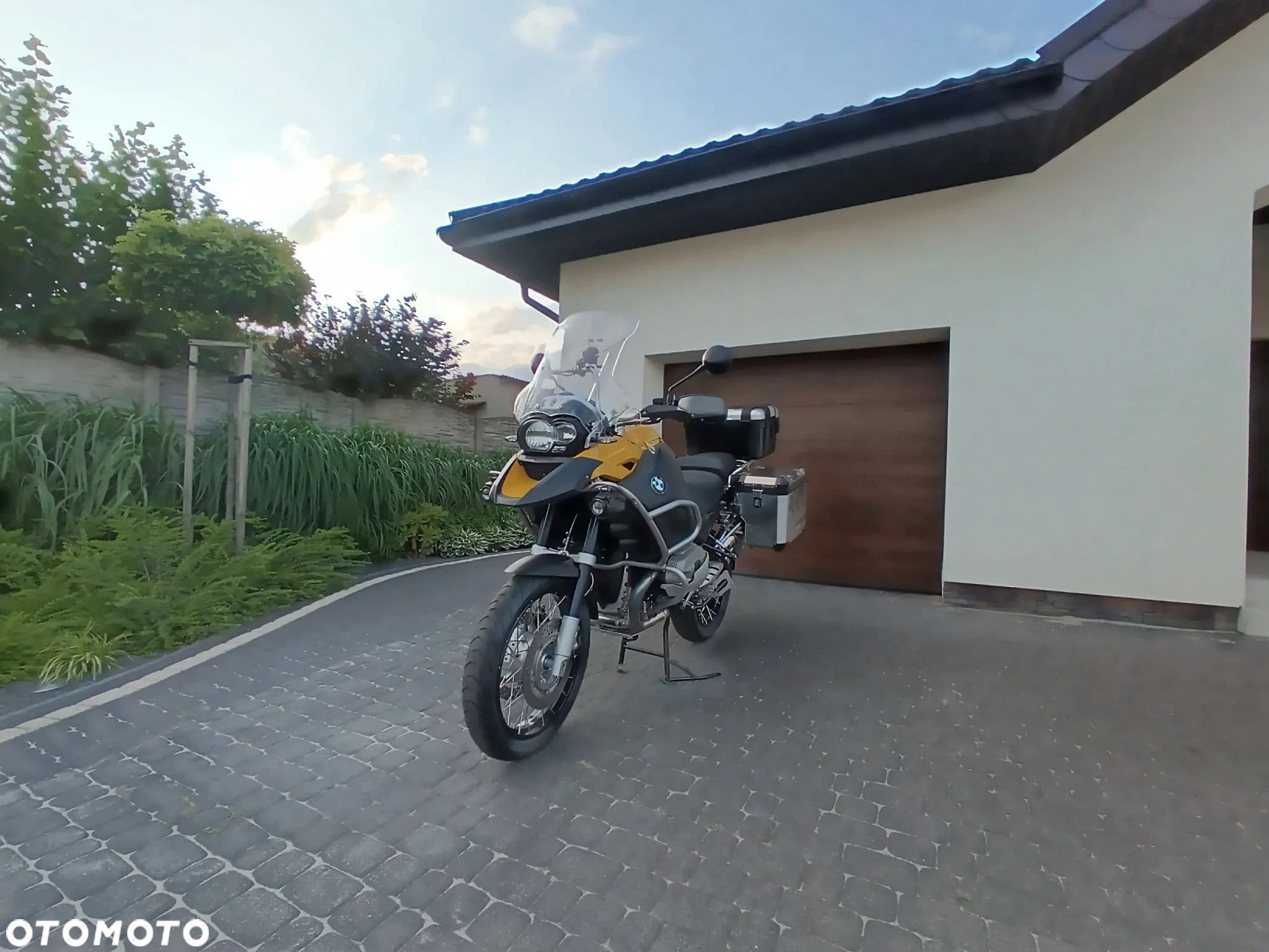 BMW Adventure - 1
