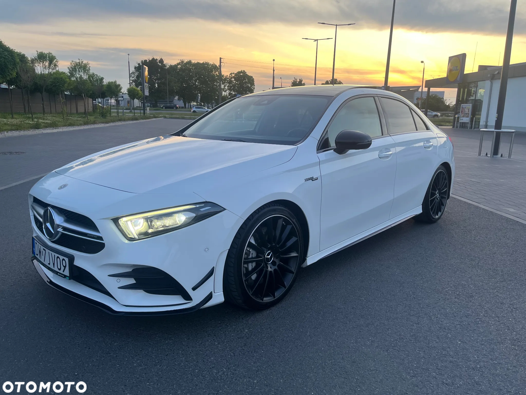 Mercedes-Benz Klasa A 35 AMG 4-Matic 7G-DCT - 2