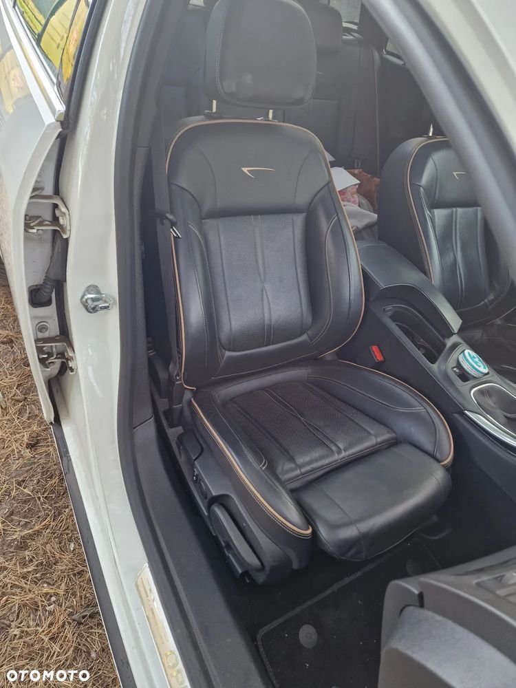 Opel Insignia 2.0 CDTI Cosmo S&S - 23
