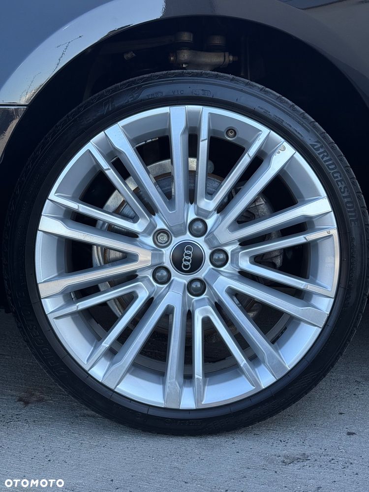 Audi A4 Avant 35 TFSI S tronic S line - 10