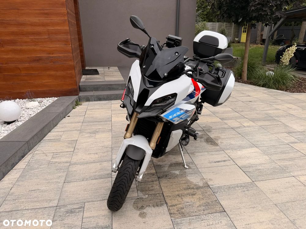 BMW XR - 2
