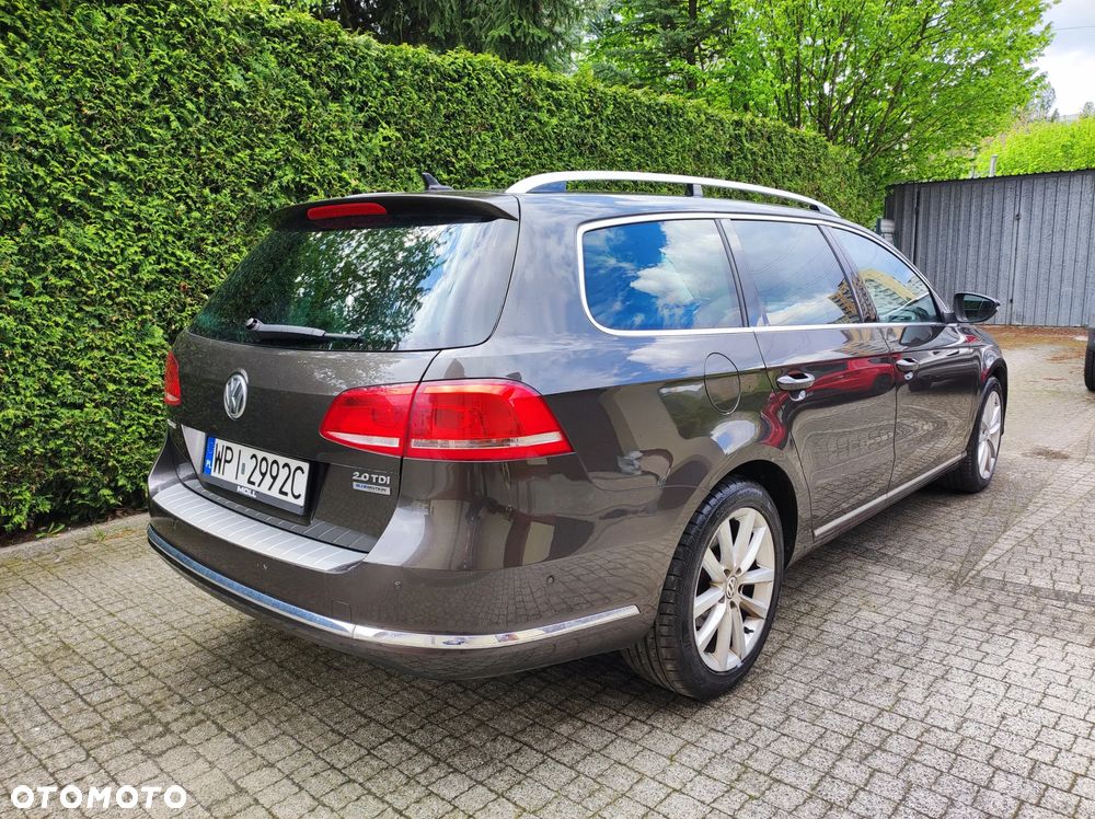 Volkswagen Passat 2.0 TDI Comfortline DSG - 2