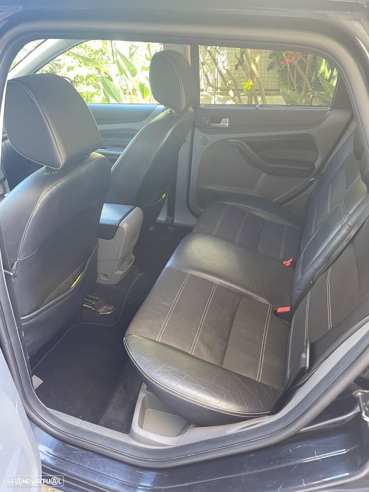 Ford Focus SW 1.6 TDCi Titanium - 7