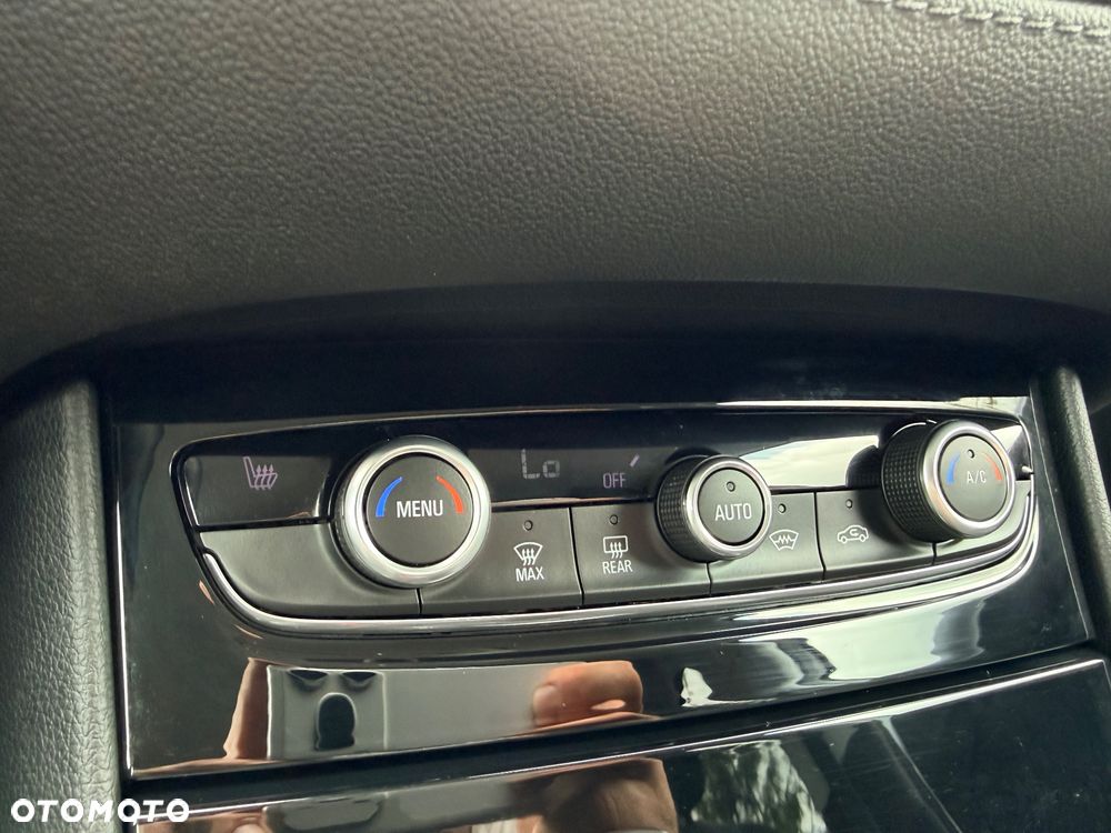 Opel Grandland X 1.2 Start/Stop Automatik Business INNOVATION - 36