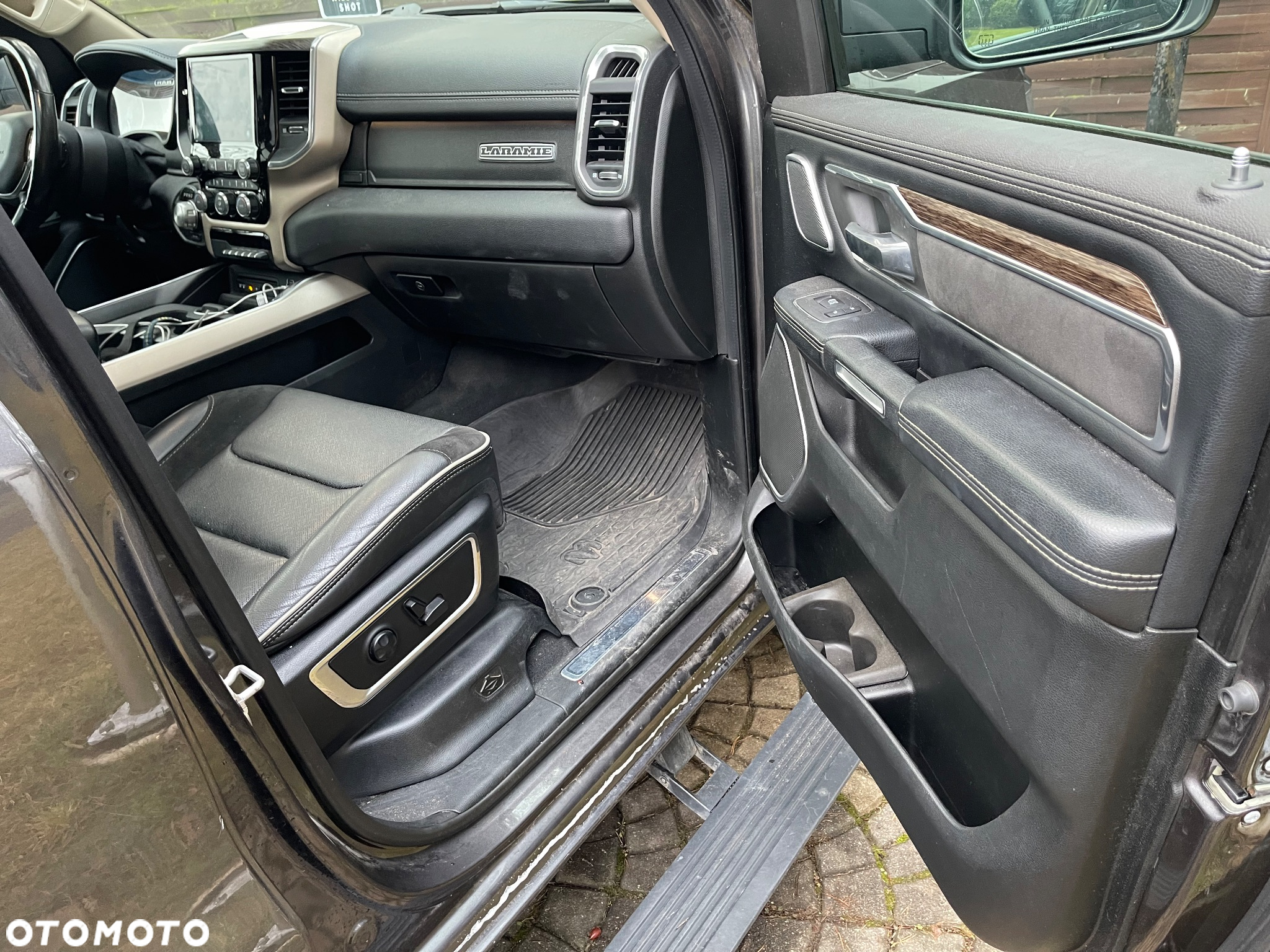 RAM 1500 - 26