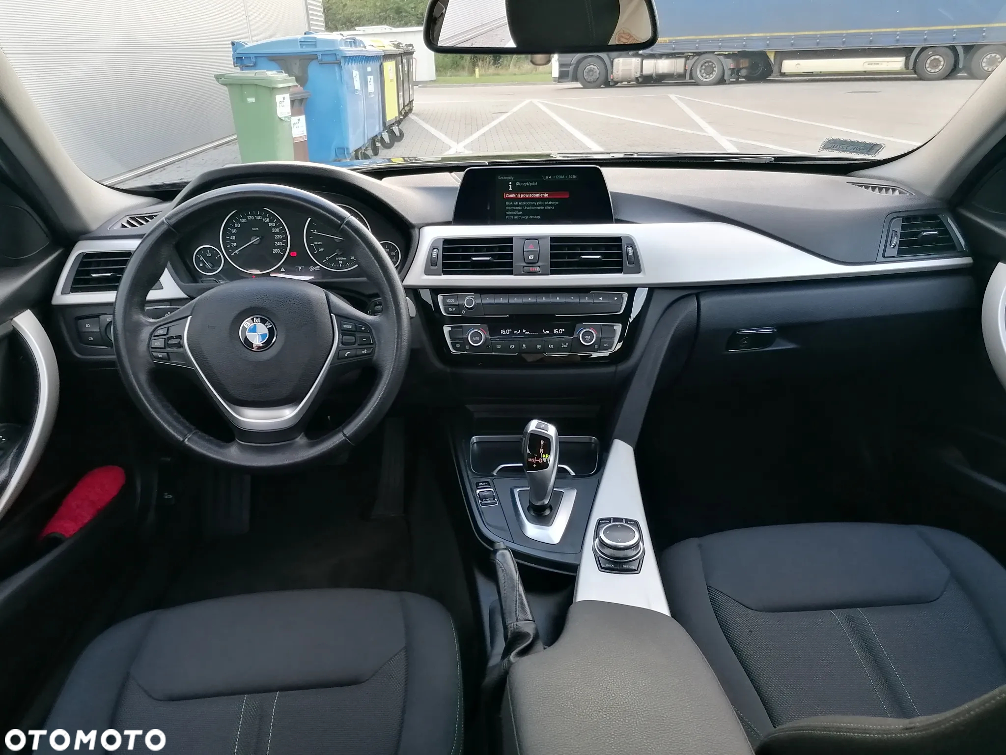 BMW Seria 3 318i Advantage - 24