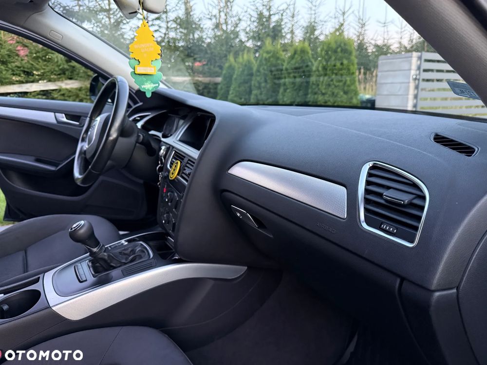 Audi A4 Limousine - 24