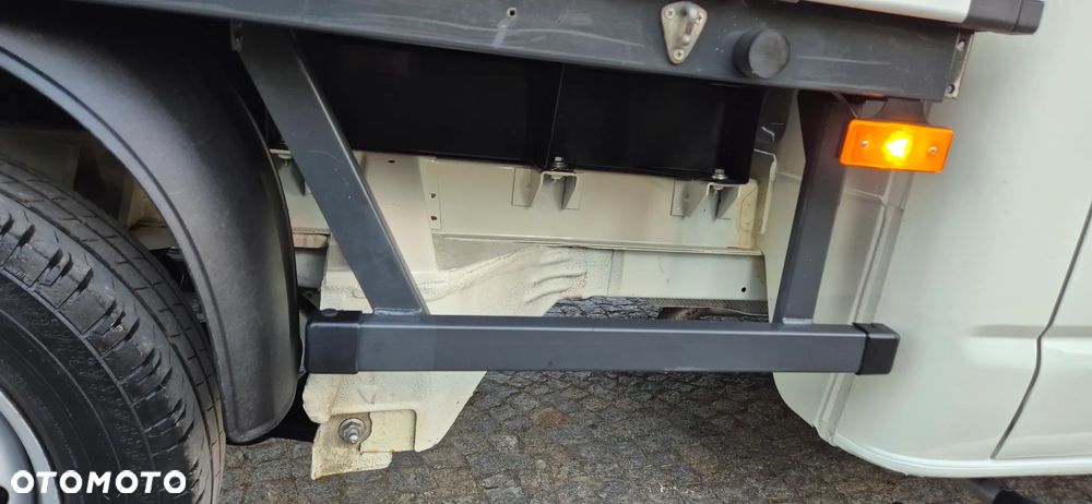 Volkswagen T5 kilka sztuk - 40