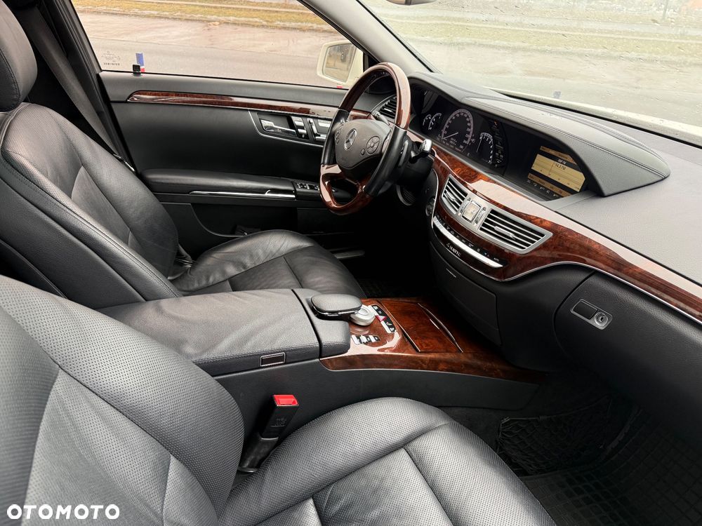 Mercedes-Benz Klasa S 500 L BlueEFFICIENCY 4-Matic - 18
