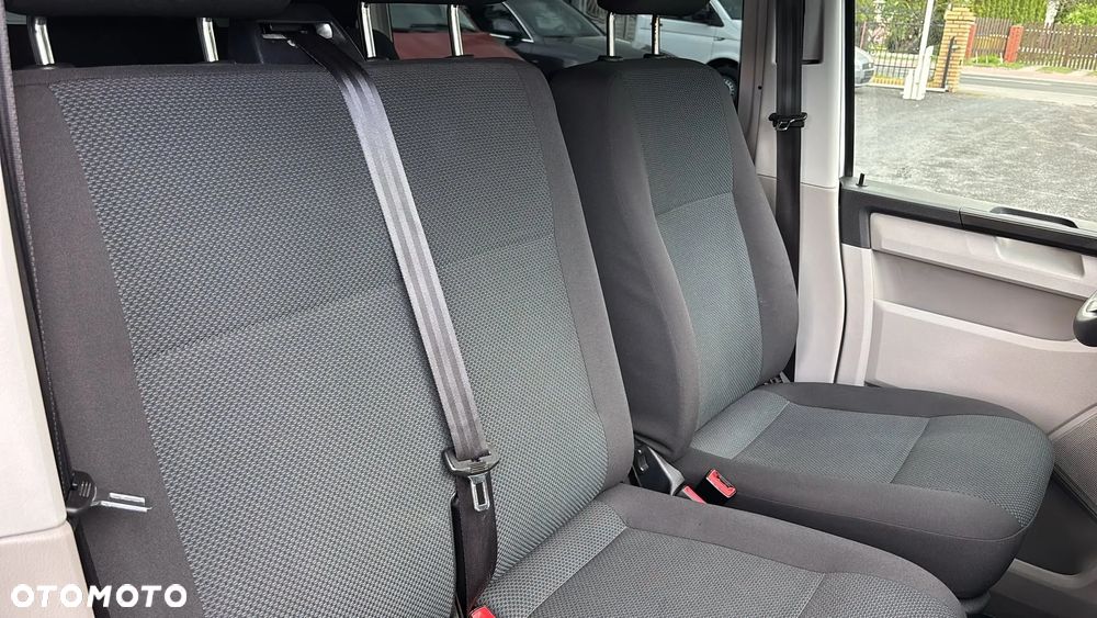 Volkswagen Transporter - 23