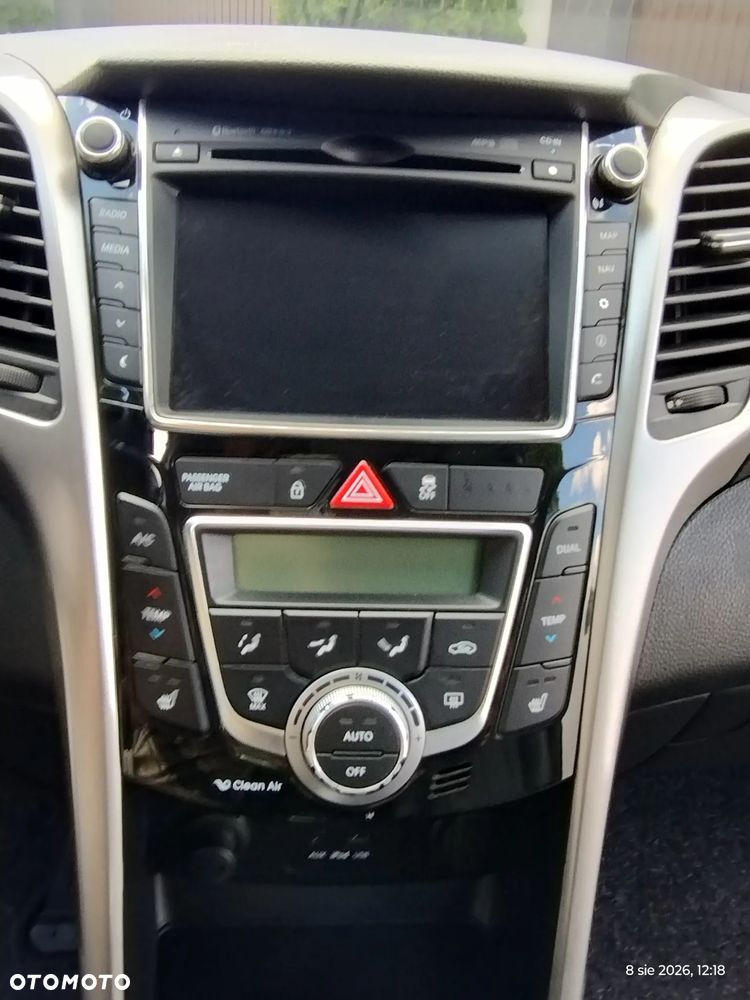 Hyundai i30 1.6 Fifa World Cup Edition - 25