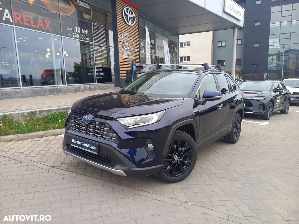 Toyota RAV4 - 1