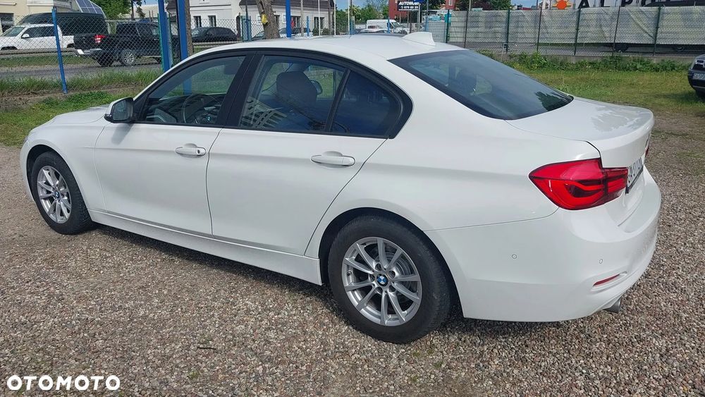 BMW Seria 3 318i Advantage - 5