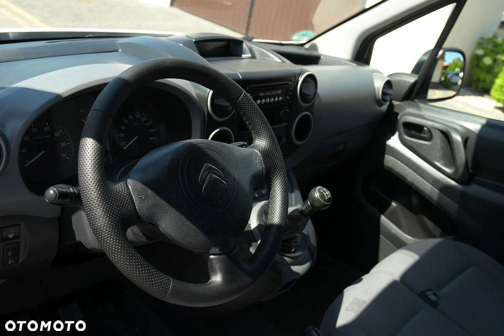 Citroën BERLINGO 1.6 eHDI 90KM * Z Niemiec * 3 osobowy * SUPER STAN!! - 25