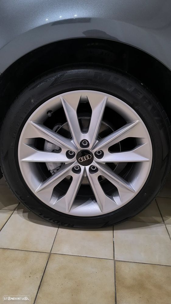 Audi A1 1.6 TDI S line Sport Pack - 32