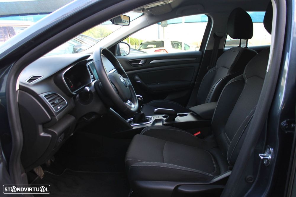 Renault Mégane - 38