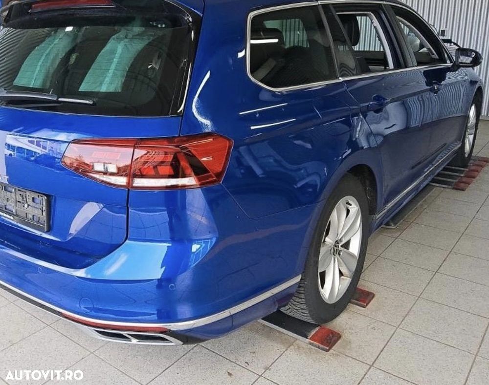 Volkswagen Passat 2.0 TDI DSG Highline - 3