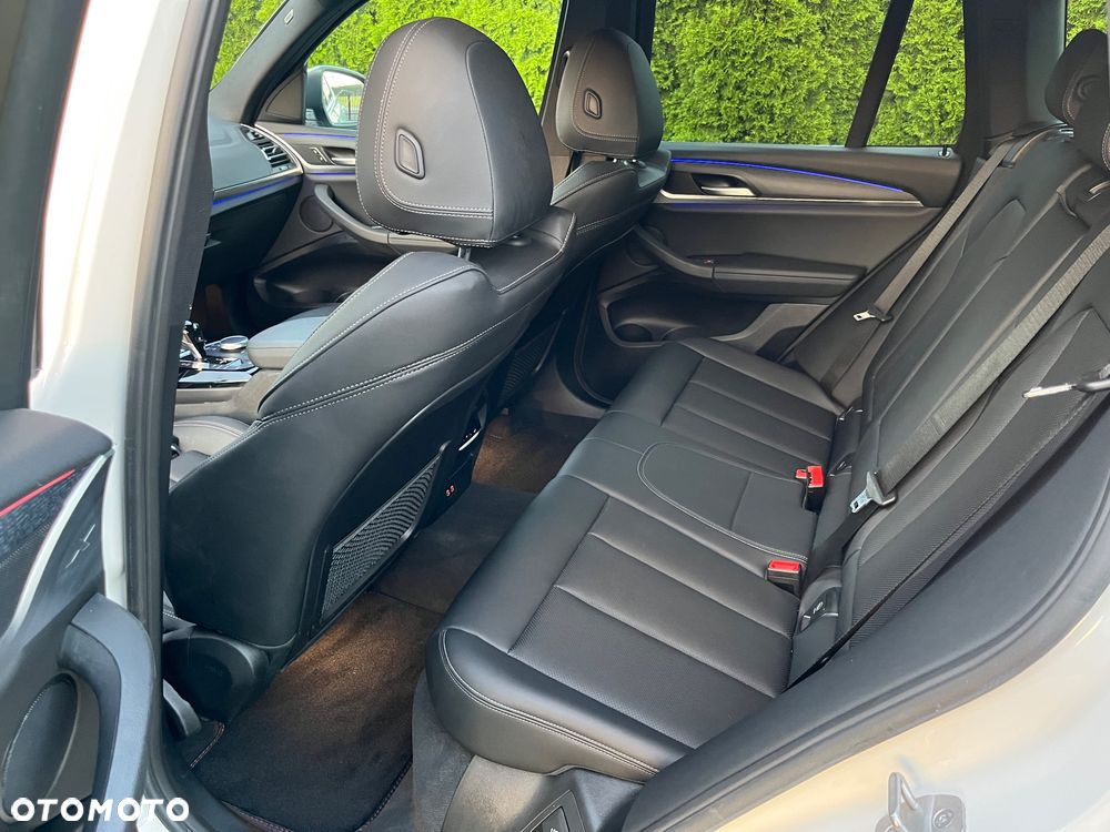 BMW X3 - 16