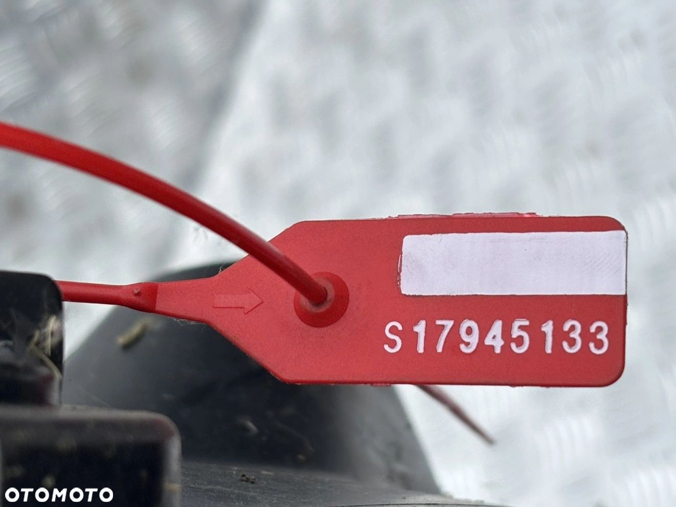 NADKOLE PRAWY TYL RENAULT CAPTUR II 2 767484221R - 4
