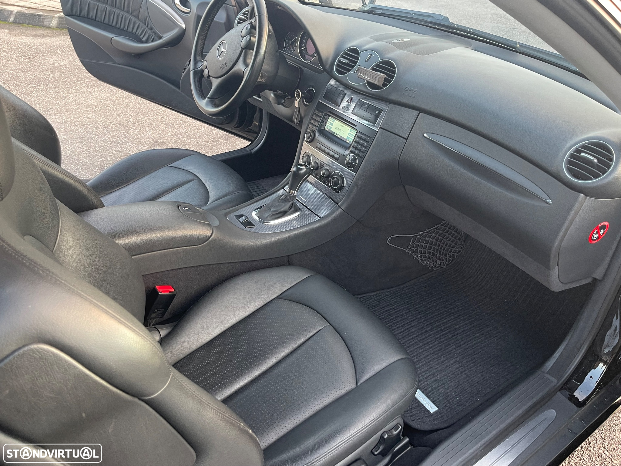 Mercedes-Benz CLK 200 Cabrio Kompressor Auto Avantgarde - 33