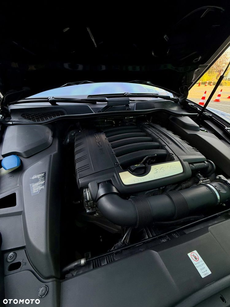 Porsche Cayenne Tiptronic S - 38