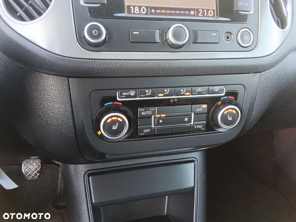 Volkswagen Golf Plus - 33