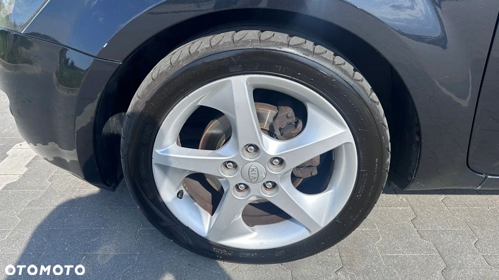 Kia Ceed 2.0 crdi Optimum + - 14
