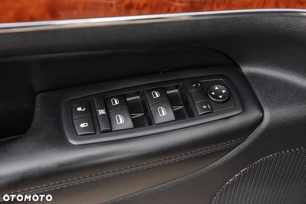 Jeep Grand Cherokee 5.7 V8 HEMI 4WD Automatik Summit - 24