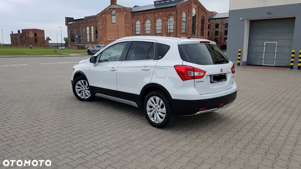 Suzuki S-Cross - 10