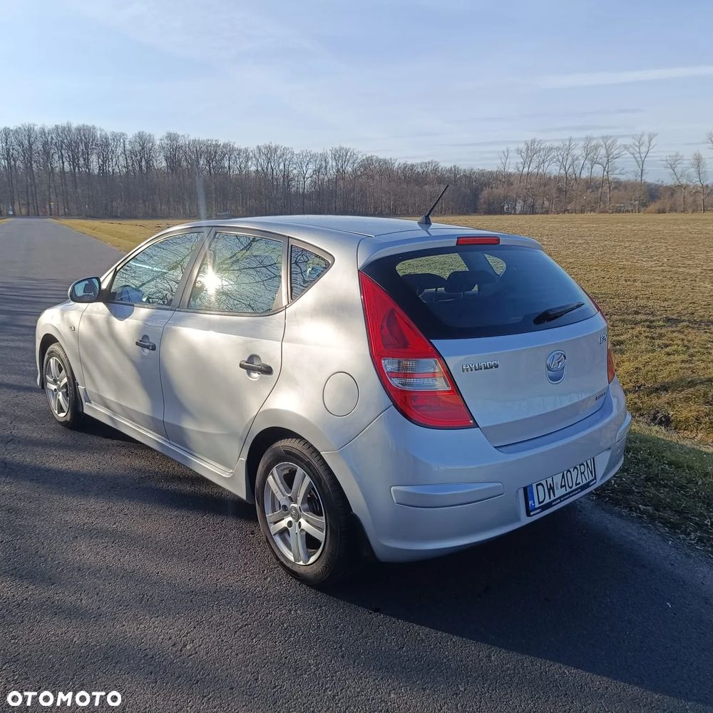 Hyundai i30 1.6 CRDi Comfort - 4