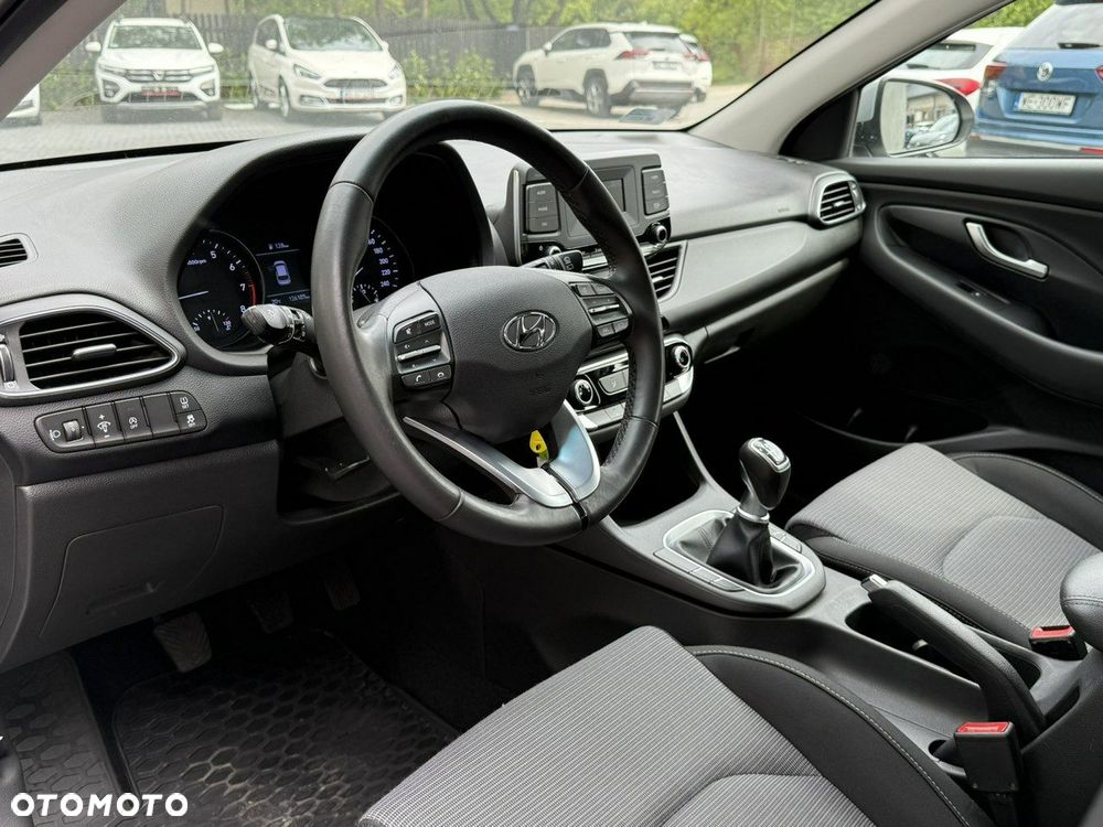 Hyundai i30 1.5 DPI Modern - 11