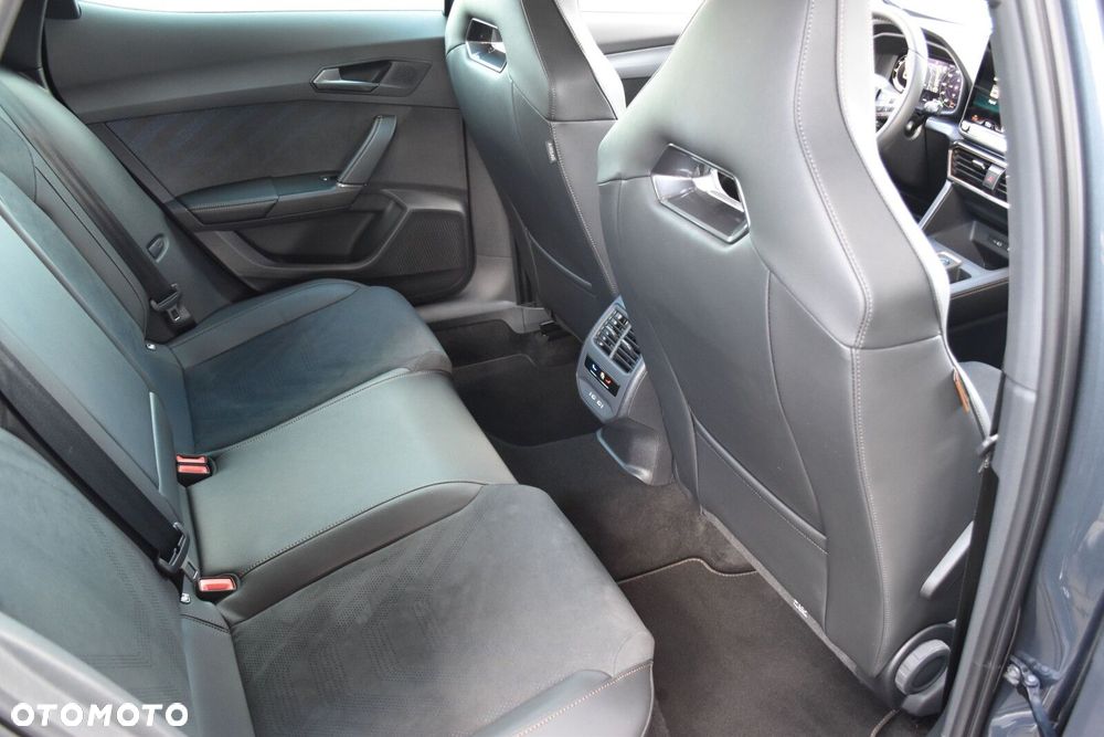Cupra Formentor 1.5 TSI DSG - 38