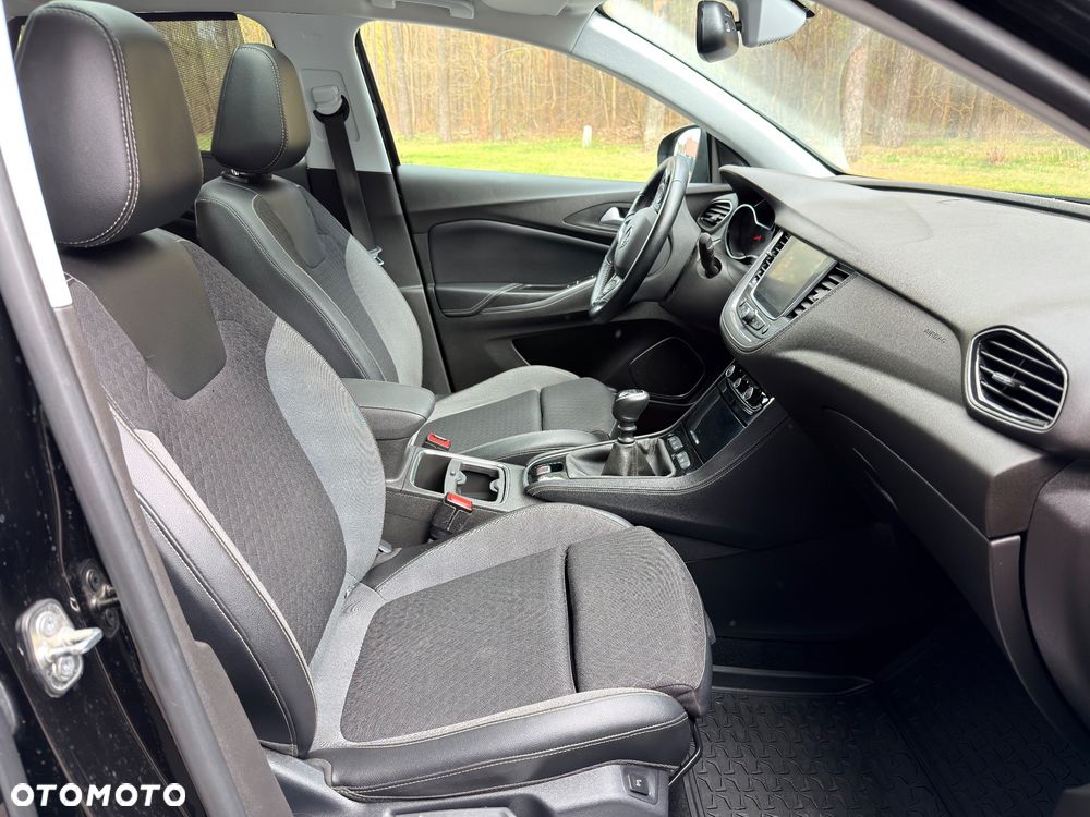 Opel Grandland X 1.2 Start/Stop Business INNOVATION - 26