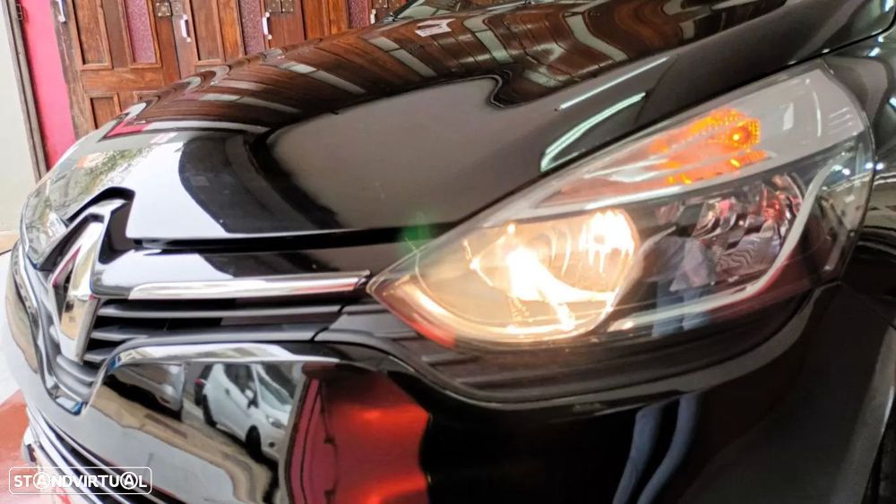 Renault Clio Sport Tourer 0.9 TCe Limited - 12