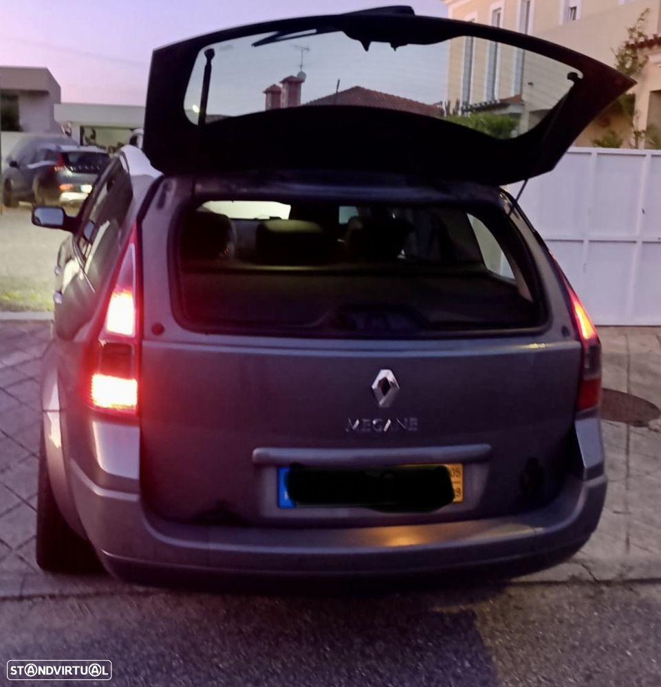 Renault Mégane Break 1.5 dCi Confort - 4