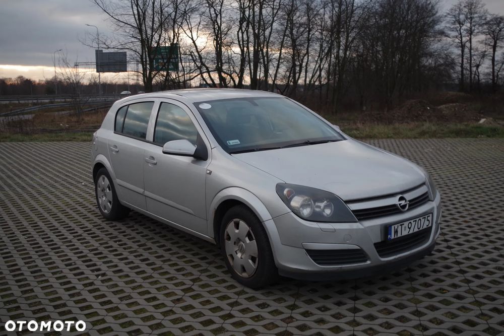 Opel Astra 1.6 Enjoy - 2