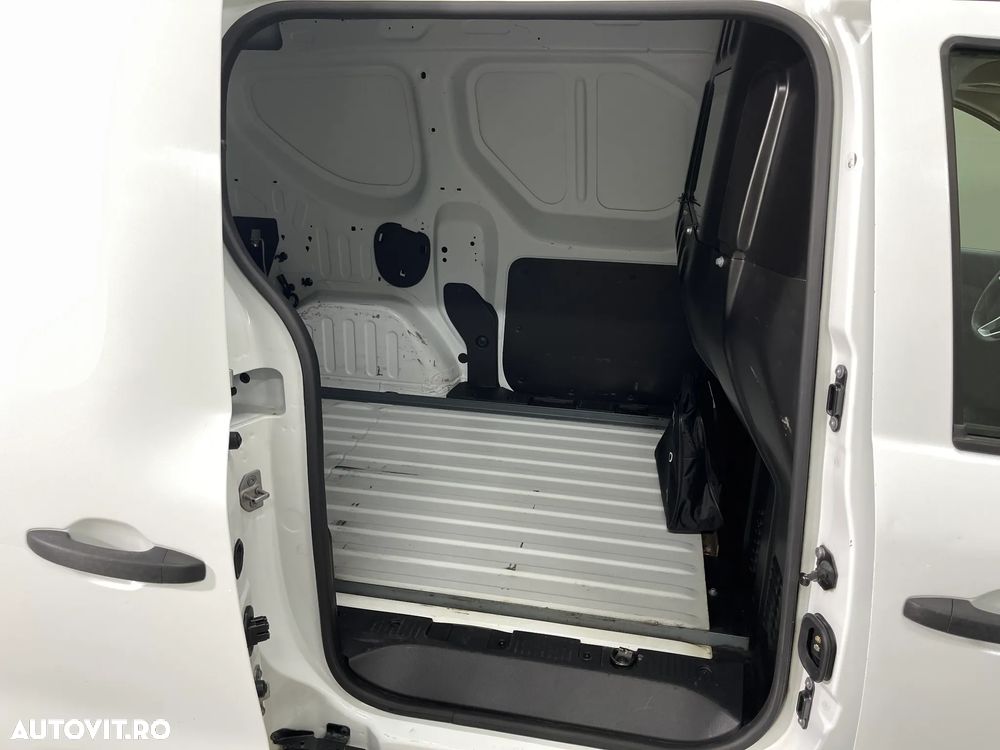 Renault Express - 11