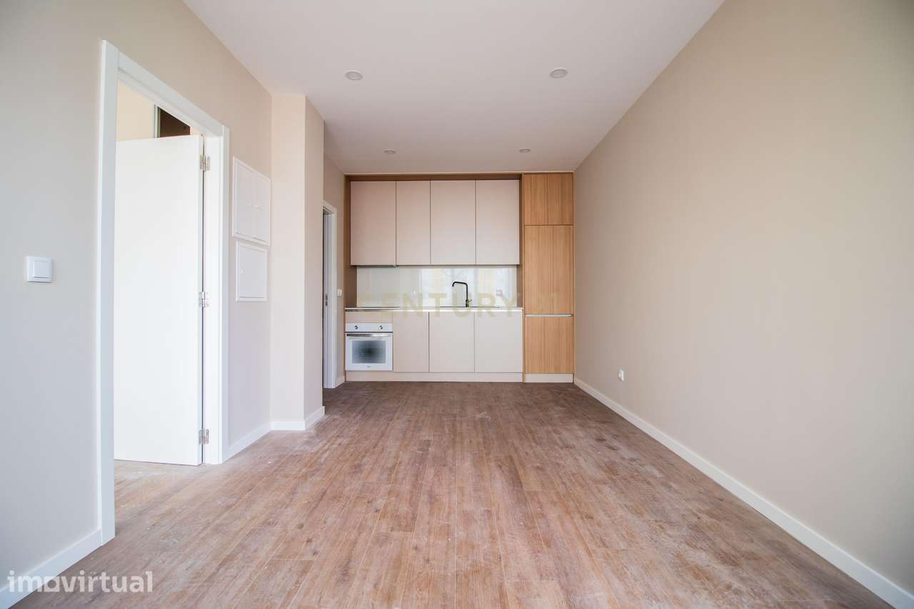 Apartamento T0 remodelado na Praia de Quiaios - Grande imagem: 2/12
