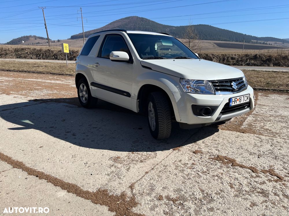 Suzuki Grand Vitara 2.4 Club - 3