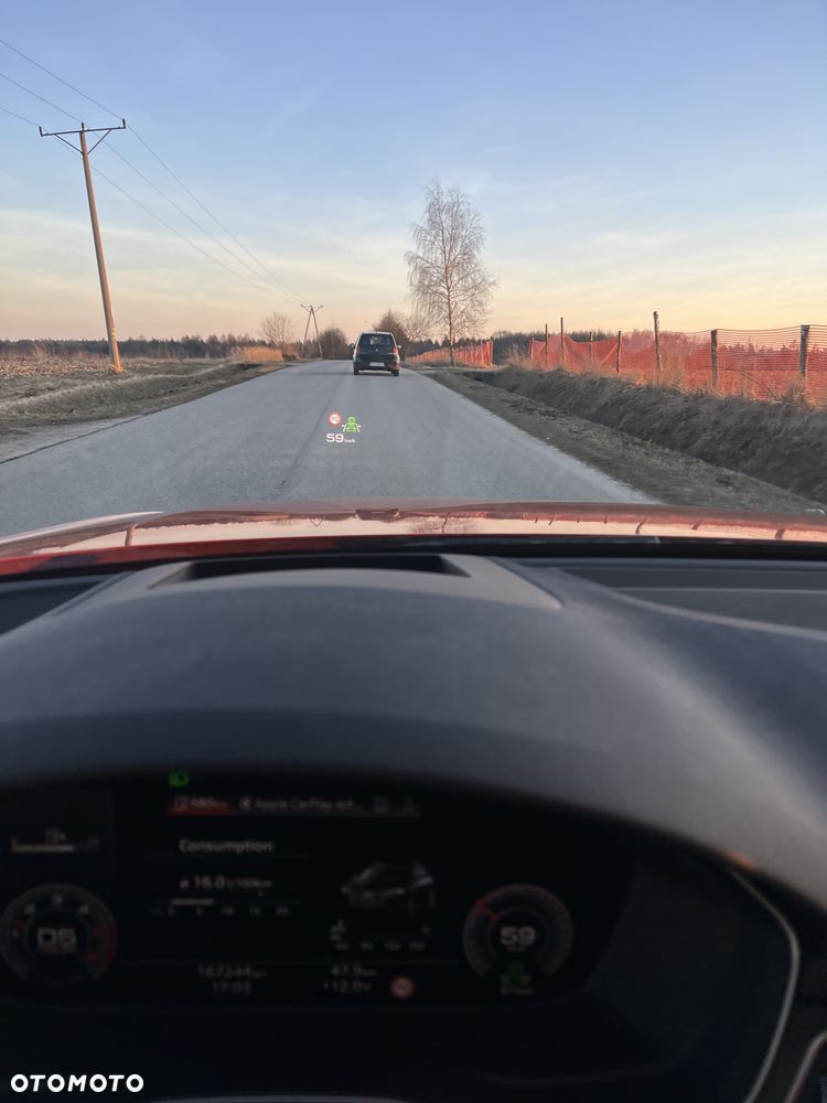 Audi A4 Avant 40 TDI S tronic - 12