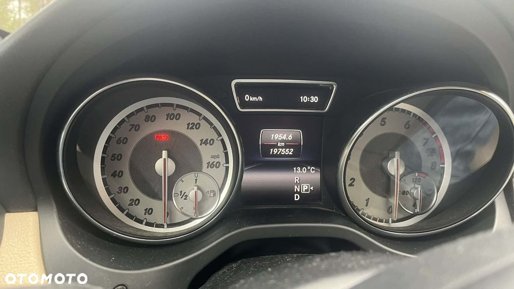 Mercedes-Benz CLA 250 4-Matic - 17